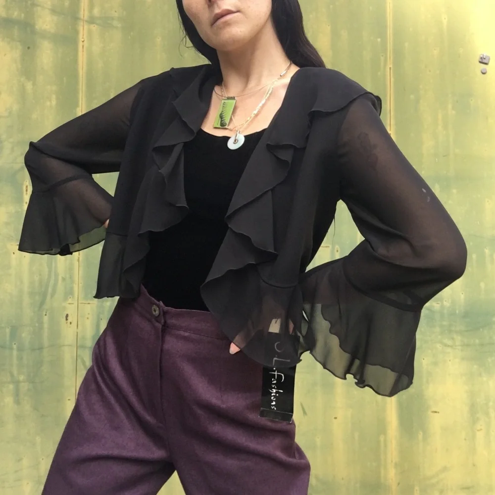 The *Missy* Cropped Ruffled Bolero~ - Picture 1 of 7